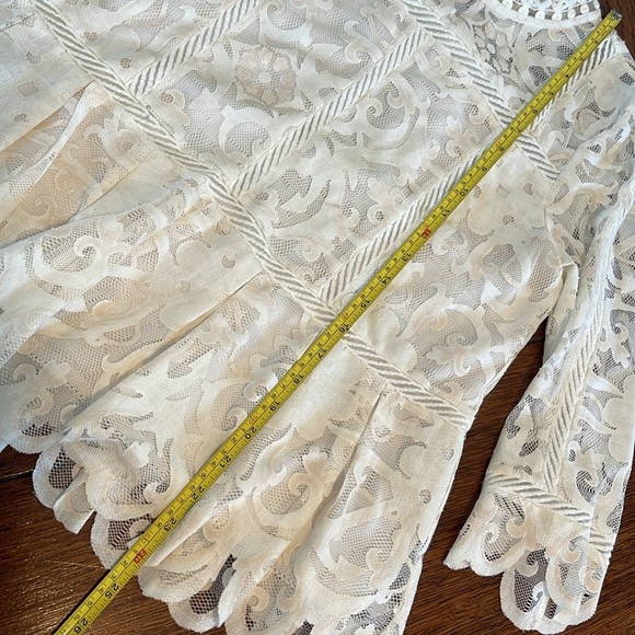 HD in Paris Anthropologie Ivory Cream Pink Lace Top 4 3/4 sleeves Ruffle Hem - Picture 6 of 8